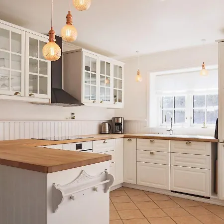 4 Star Holiday Home In H Jby Holiday home